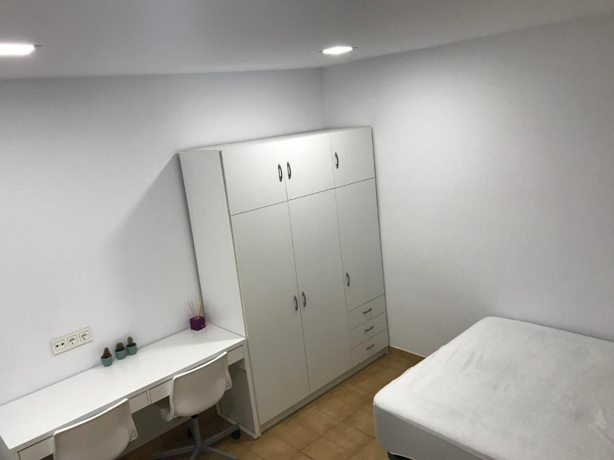 Piso Centrico Con Parking A 20Min De Barcelona Apartment ตาราสซา ภายนอก รูปภาพ